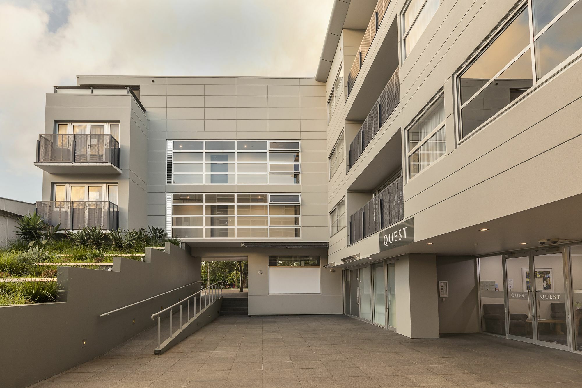 Quest Ponsonby Serviced Apartments Auckland Exteriör bild